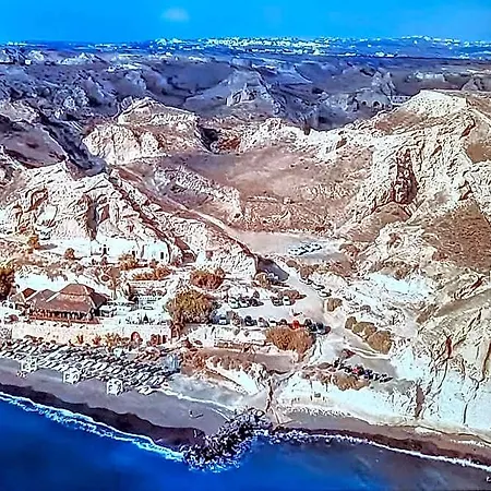Pleasure Beachside Санторини